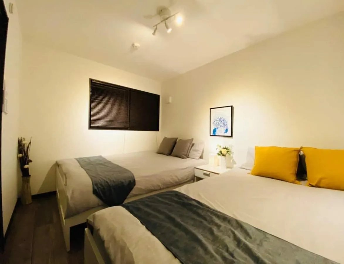 Haruka Izumi Villa Osaka 0*,